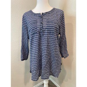 Eddie Bauer Blue 3/4 Sleeve Double Pocket Blouse